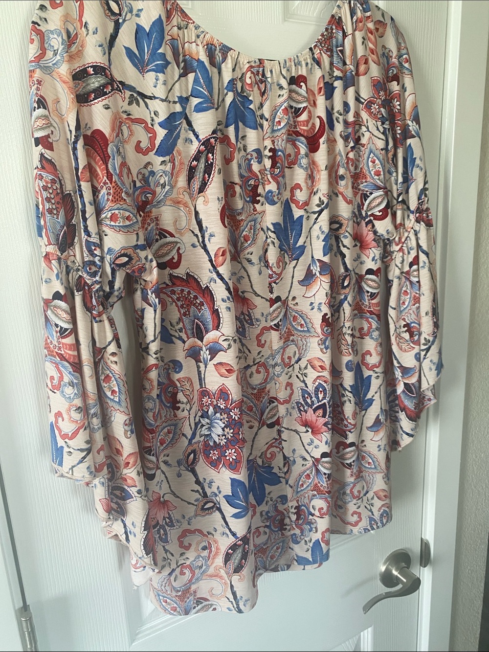 NAIF Tunic Light Pink Blue Red Coral Floral & Paisley Tie-Neck Split Sleeve Sz L - Picture 7 of 11